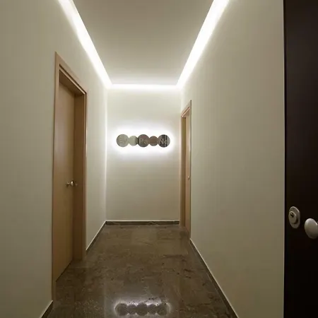 Epan Luxury *